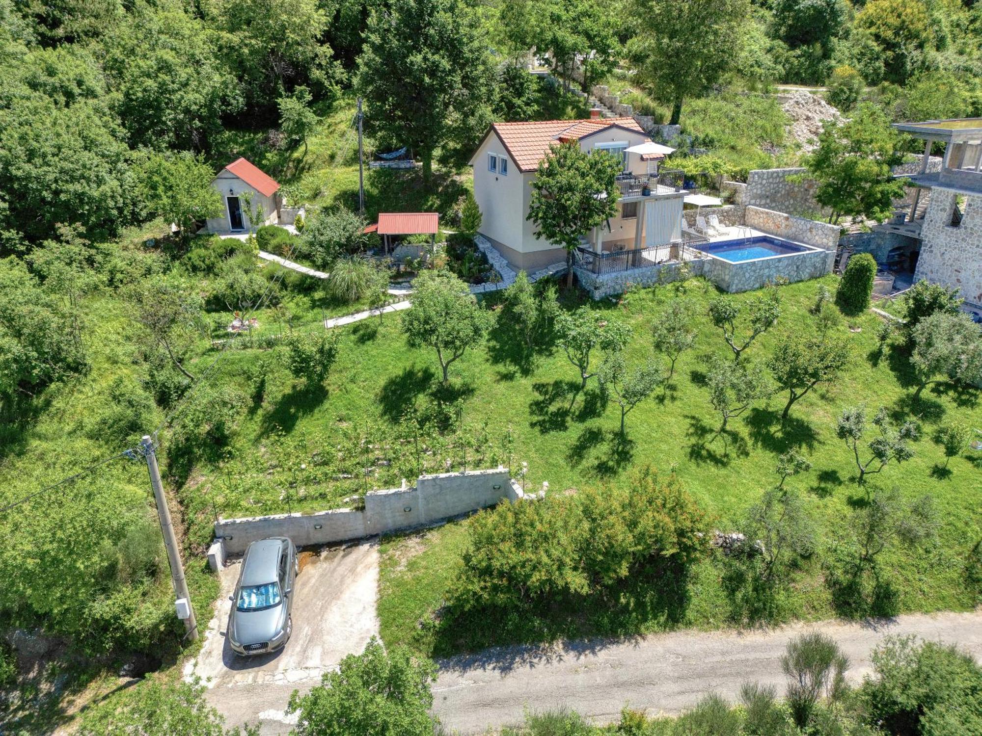 Apartment Paradise Kotor Exterior photo